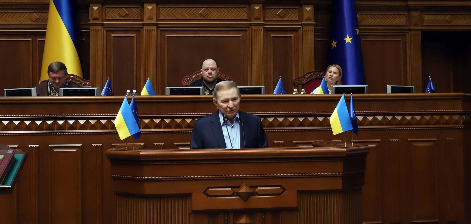 Кучма получил награду имени Левка Лукьяненко. Фото