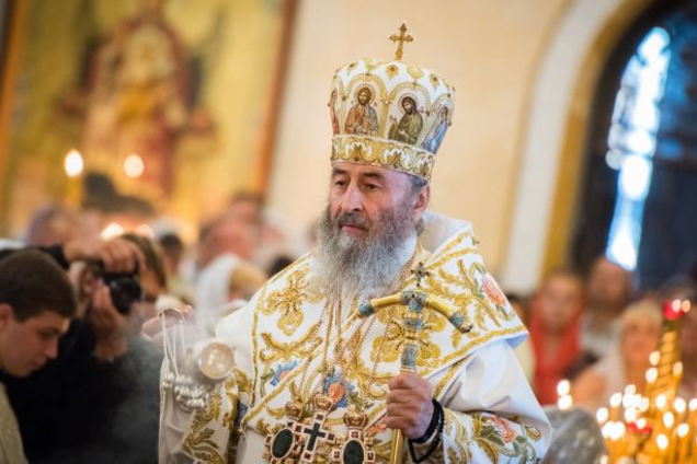 Сколько украинцев поддерживают запрет УПЦ МП: результаты опроса