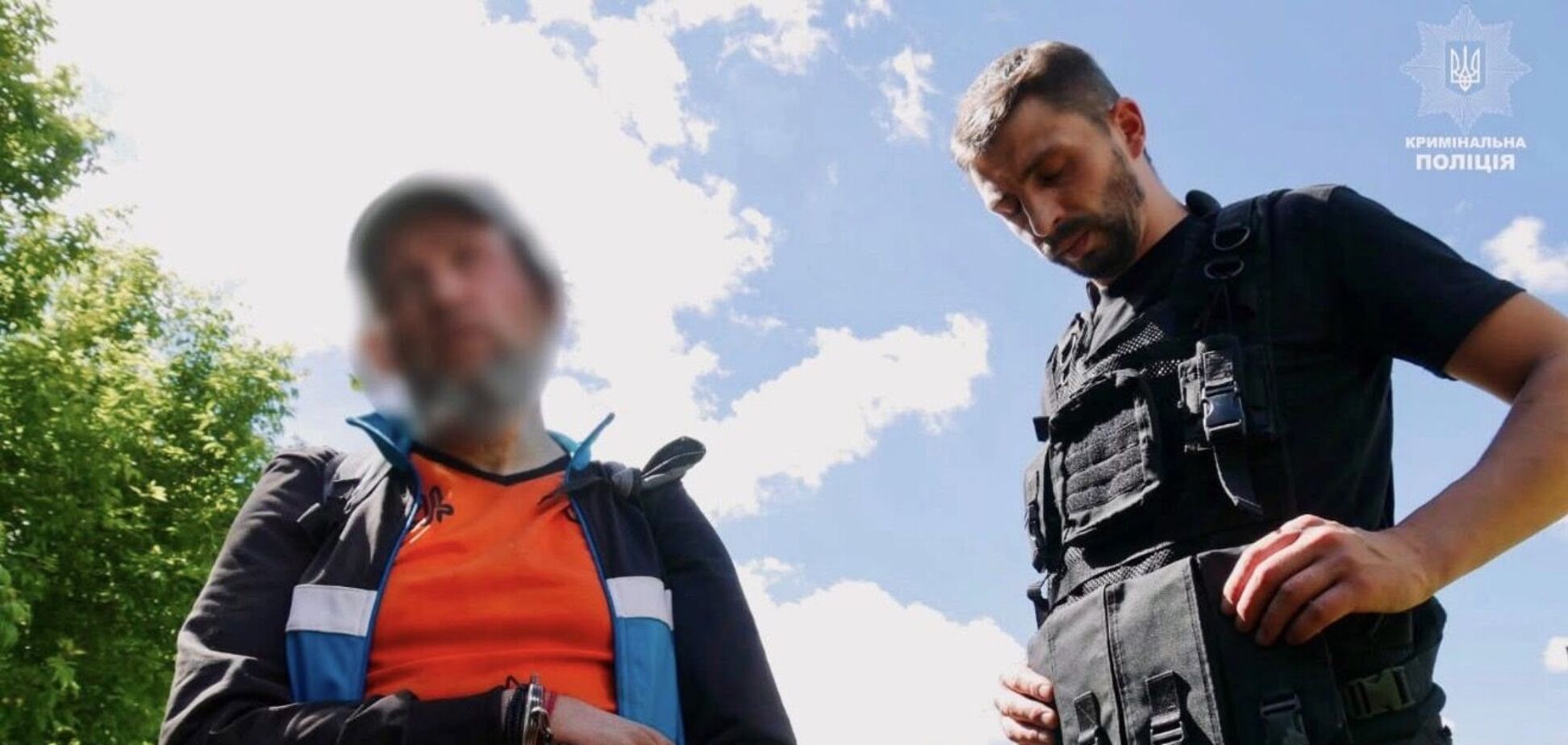 На Хмельниччині затримали 50-річного чоловіка, якого підозрюють у сексуальних діях щодо дітей: у поліції розкрили деталі
