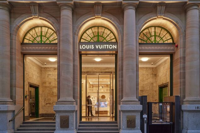 Иллюстрация - бутик Louis Vuitton