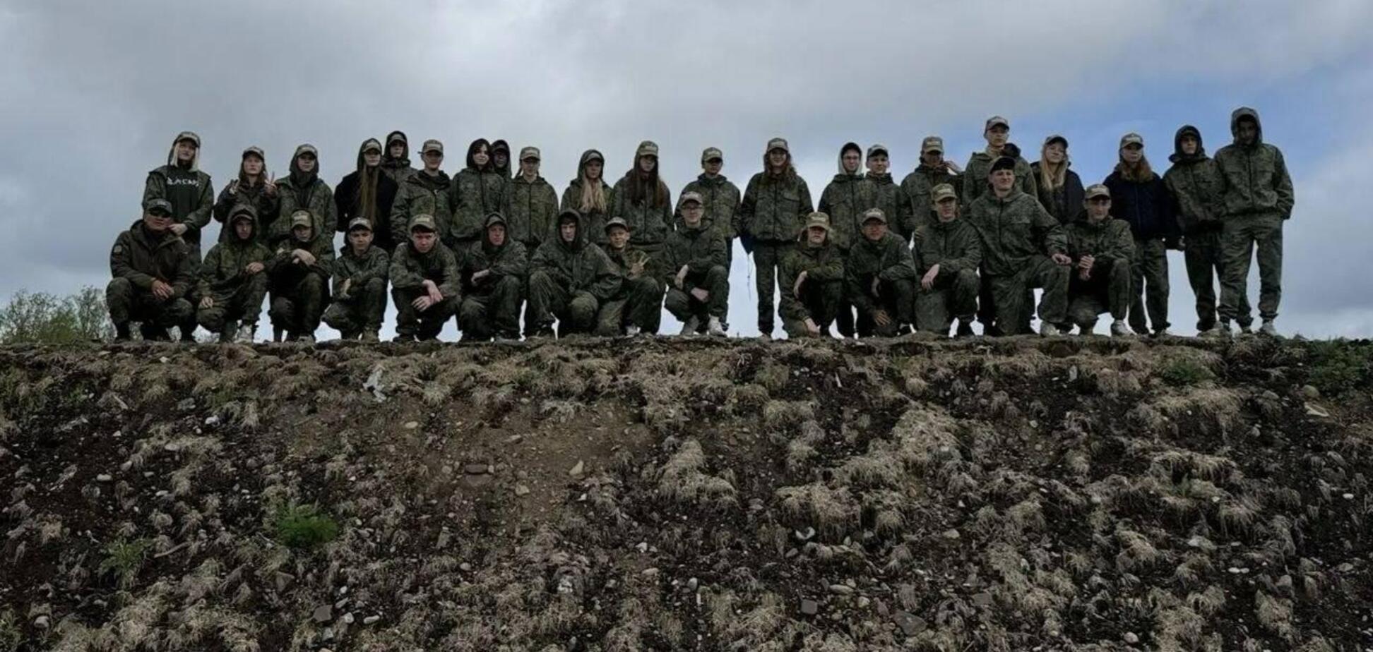 Оккупанты вывезли детей из Донецкой области на Сахалин для военной подготовки: всплыли подробности. Фото