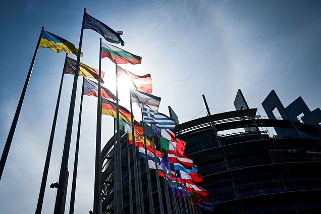 В утвержденном Европарламентом отчете о членстве Украины в ЕС в очередной раз осудили давление на оппозицию