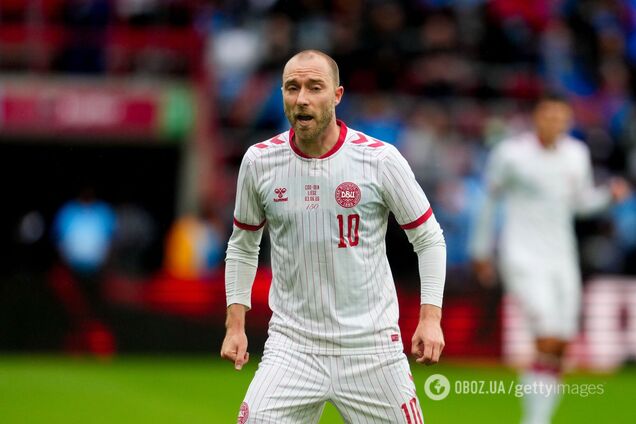 Матч Данія – Україна перервано через нещастя на футбольному полі. Відео