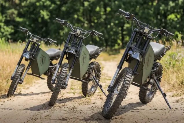 Швидкі та безшумні: ЗСУ отримали на озброєння українські електромотоцикли 'Штурмовий вовк'. Фото