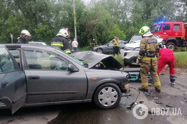 Під Києвом п’яний водій влаштував масову ДТП: є загиблий, серед постраждалих – дитина. Фото та подробиці