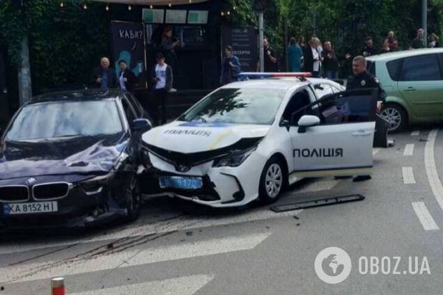 У центрі Києва сталась потрійна ДТП за участі авто поліції. Фото