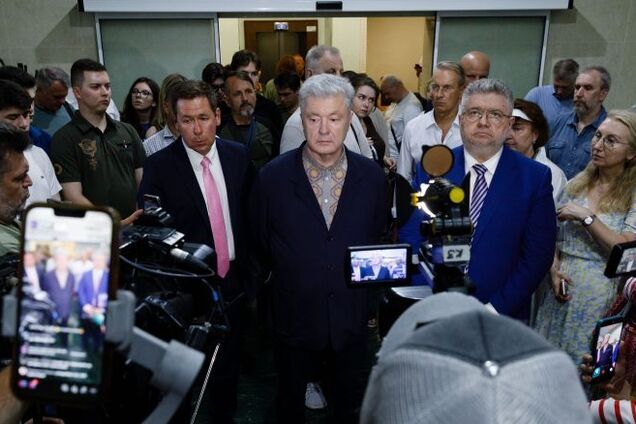 Порошенко предостерег от давления на Верховный Суд: это подрывает перспективы евроинтеграции Украины
