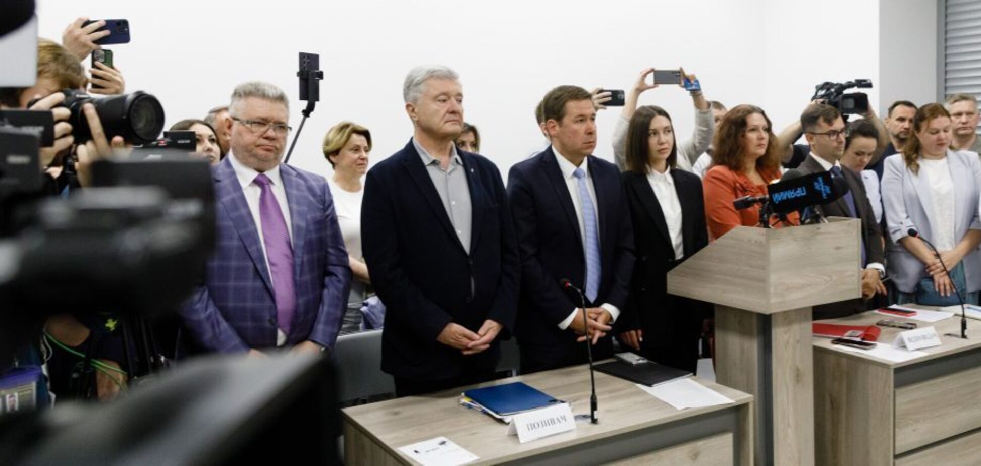 Лідера опозиції Петро Порошенко