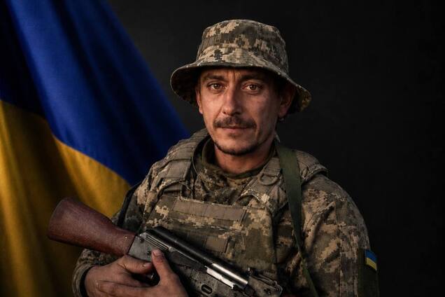 Жизнь оборвалась в 44 года: в госпитале скончался младший сержант ВСУ из Нетишина. Фото