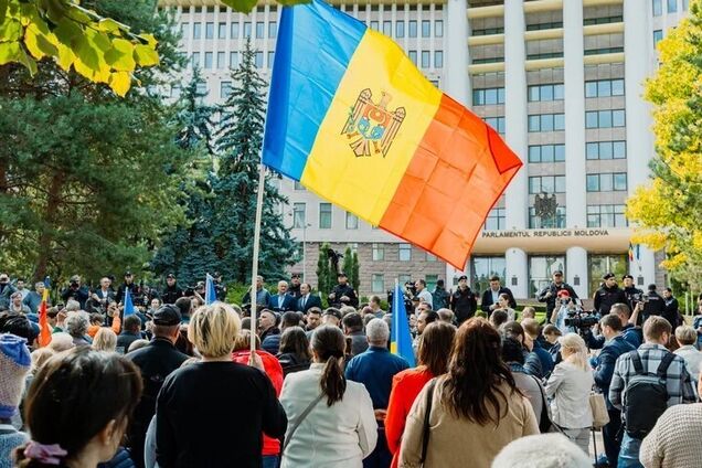Существуют крупные группы специалистов: в Молдове заявили, что РФ уже готовится вмешаться в предстоящие выборы