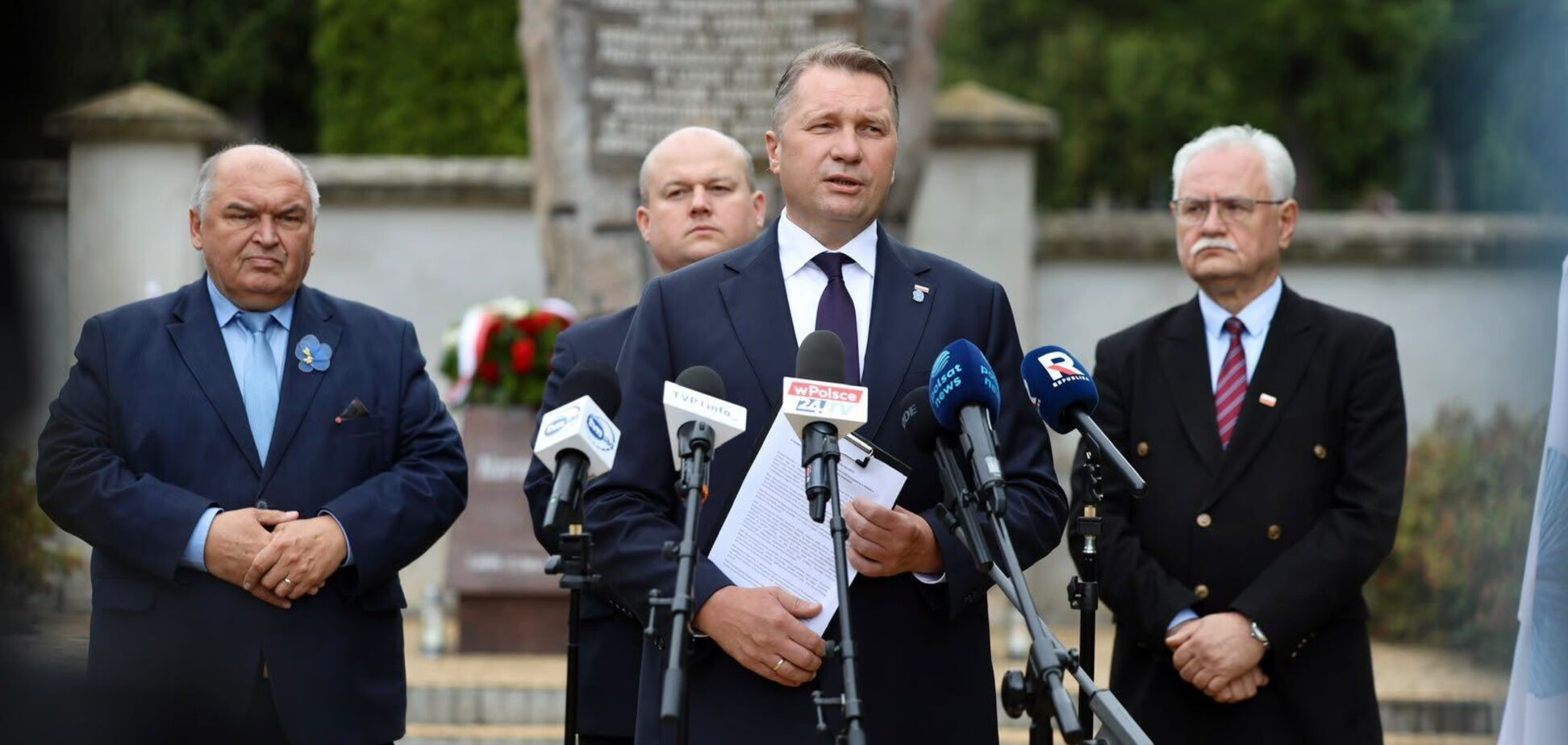 В партии Качиньского призвали не пускать Украину в ЕС из-за Волыни