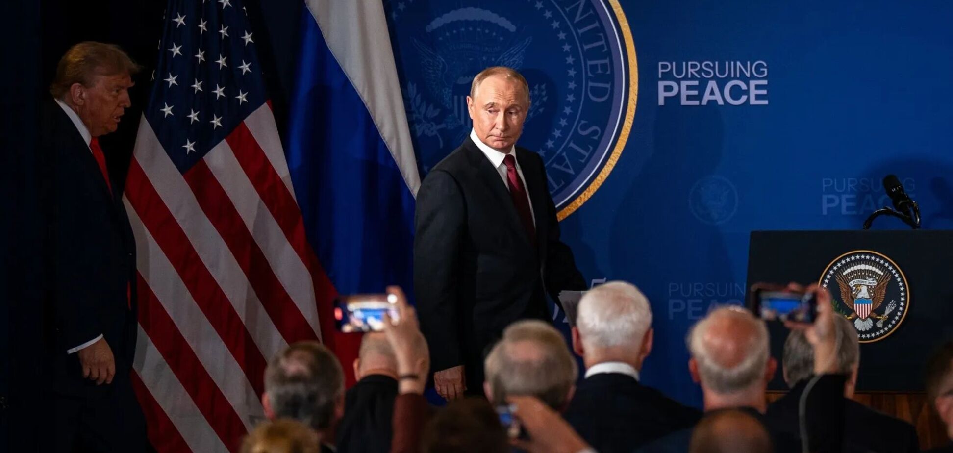 Путин сталкивается с растущим давлением из-за войны против Украины: в Bloomberg указали на основные признаки