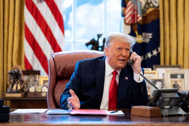 Трамп вновь пригрозил Ирану тотальным уничтожением: в КВИР ответили закрытием Ормузского пролива