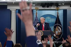 Адміністрація Трампа скоротить термін перебування китайських журналістів у США: в чому причина