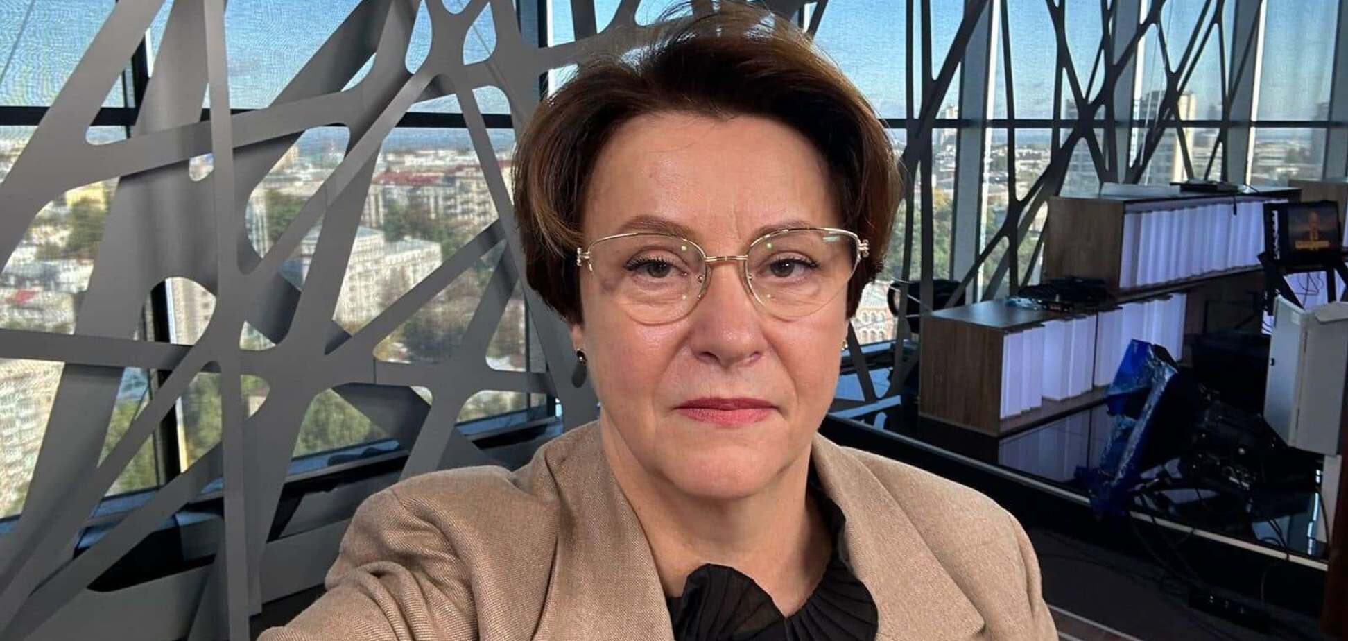 Депутат от партии «ЕС» оставила автомобиль на велодорожке, и его чуть не увез эвакуатор: как она это объяснила