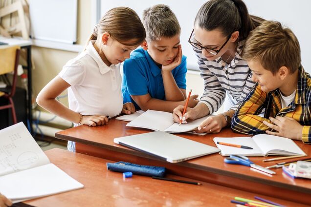Это не первый случай: в Киеве оштрафовали двух учителей начальной школы за использование русского языка
