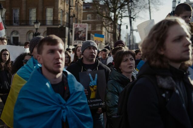 Иллюстрация — мирный митинг в поддержку Украины