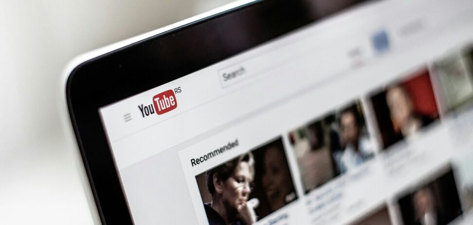 Суд ЄС дозволив штрафувати YouTube за рекламу азартних ігор за умови монетизації контенту