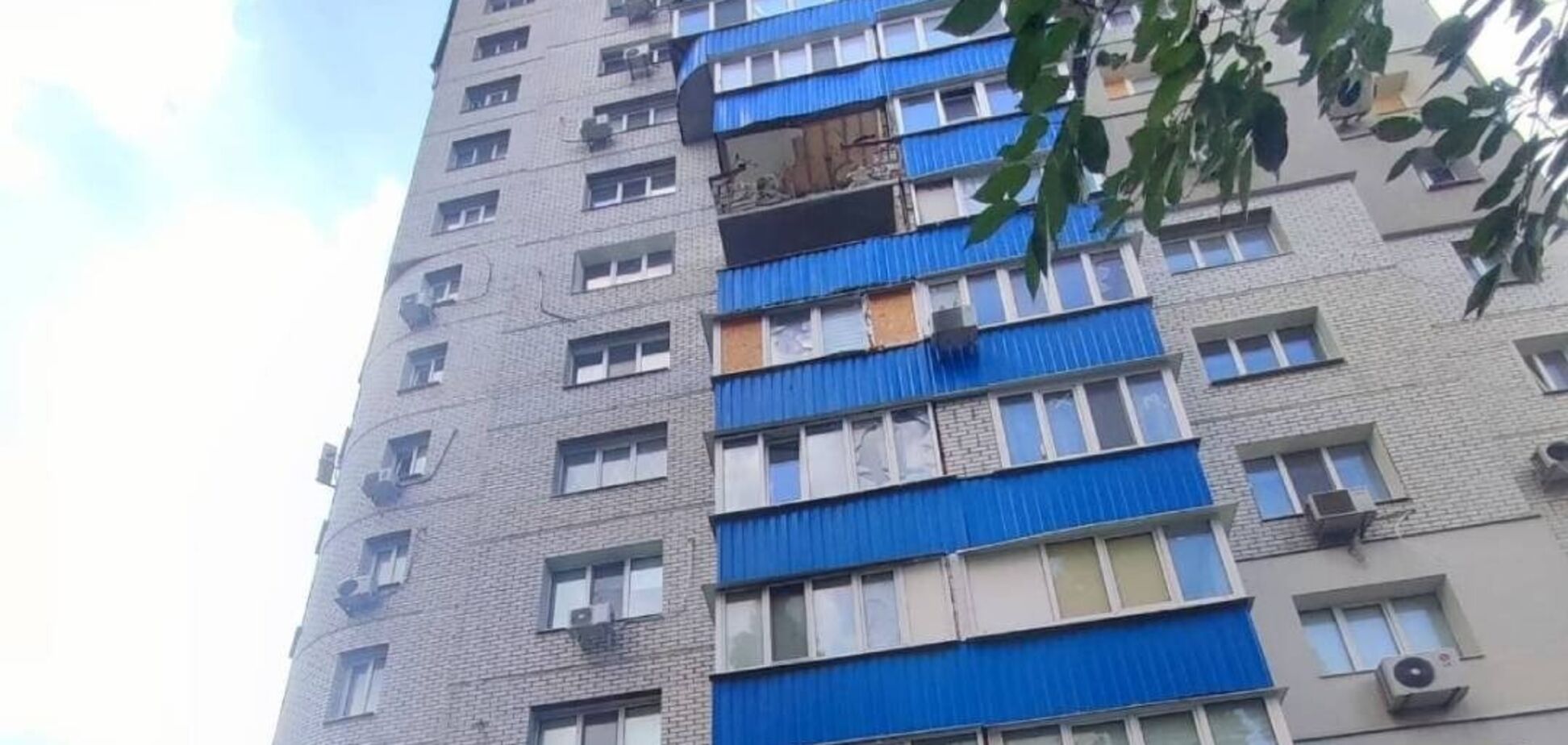 В Харькове 16-летний парень выпал с 12 этажа