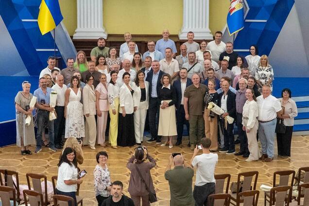 Кличко вручил награды столичным медикам