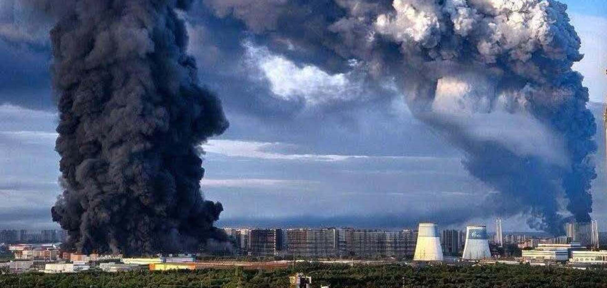Пожары на складах в Петербурге после атак украинских дронов