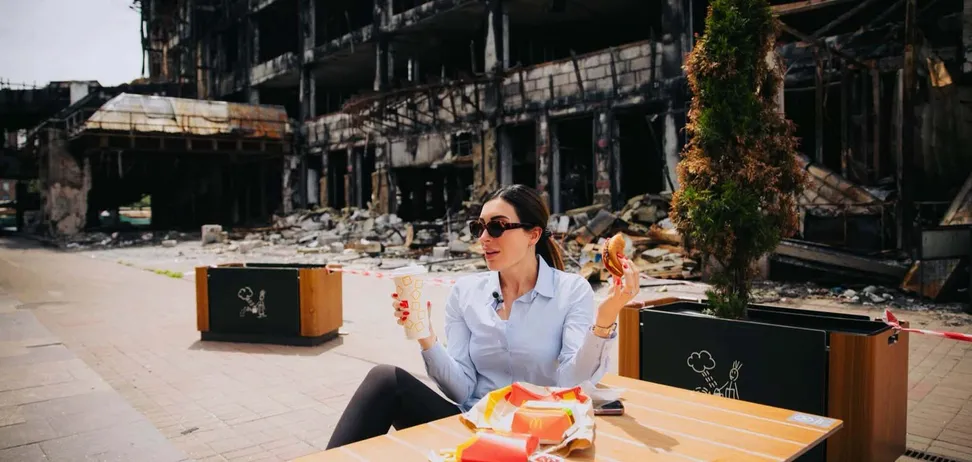 Лора Лумер визнала вплив російської пропаганди та припустила, що Росія платить американським інфлюенсерам