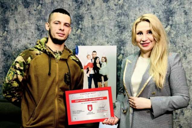 'Не опускати руки і рухатися далі': історія оборонця Маріуполя Георгія Рошка