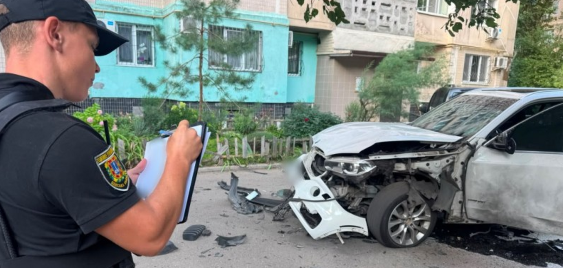 В Одесі вибухнув автомобіль військового, чоловік отримав поранення: поліція розкрила подробиці