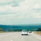 Ілюстрація - рух авто на шоссе
