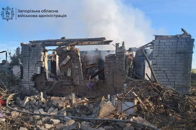 За сутки враг нанёс 912 ударов по Запорожью и области: один человек погиб, 16 пострадали. Фото