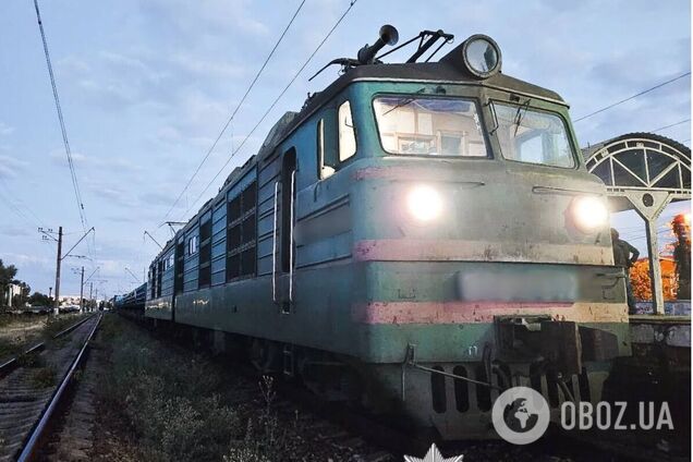 Під Києвом потяг збив на смерть молоду жінку. Подробиці трагедії
