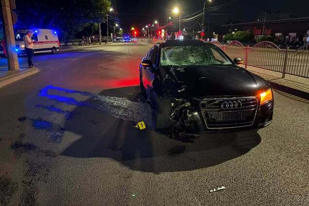 В Луцке под колесами Audi погиб десятиклассник: убийца-студент ехал на красный свет с превышением скорости. Видео 18+