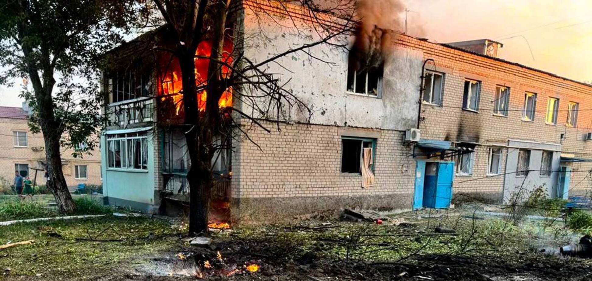 Пошкоджений будинок на Дніпропетровщині після атаки