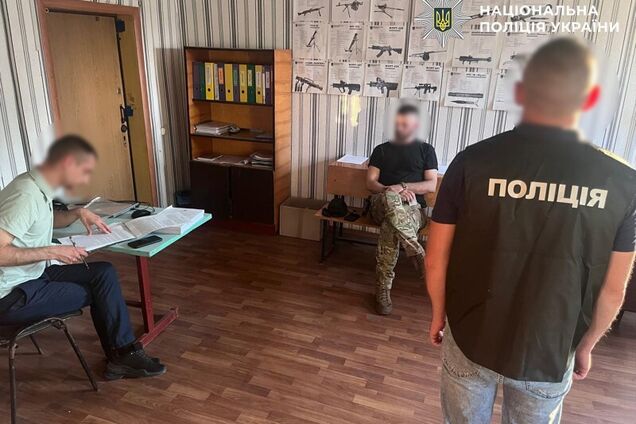 Начислил 16 млн 'боевых': бывшему командиру воинской части во Львовской области сообщили о подозрении. Фото