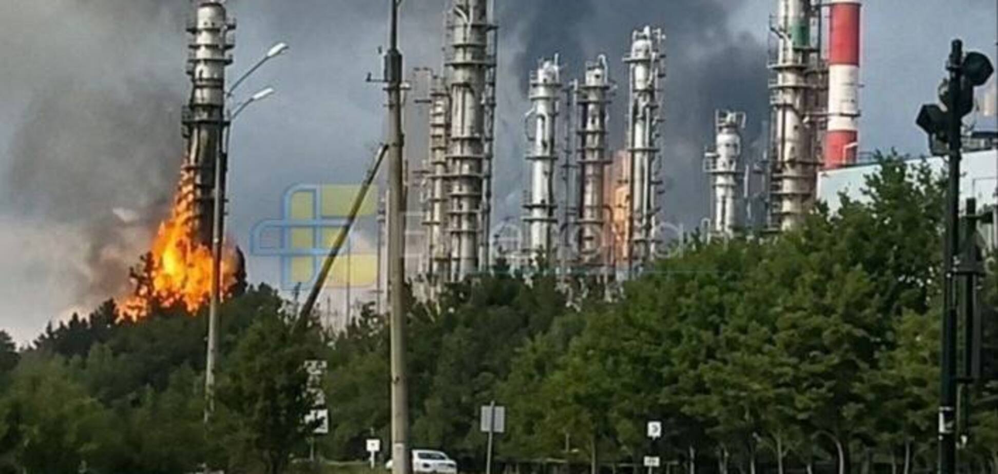 Атакован НПЗ в Тюменской области РФ.