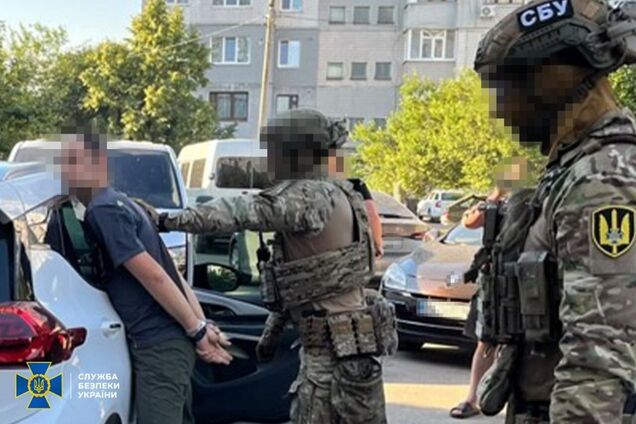 СБУ задержала российского агента, который готовил атаку по нефтебазах и электростанциях в центре Украины