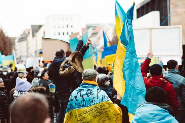Незалежність – з великої літери чи малої? Пояснення