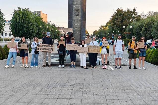 'Ми чекаємо, що нас почують': у містах України 30-й день поспіль тривають мітинги проти звільнення Федорова. Фото і відео