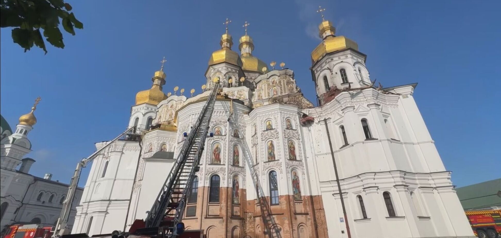 Наслідки терористичної атаки РФ на Лавру.