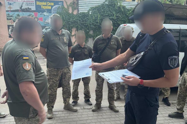 'Дуй, пакуй і комплектуй': ДБР повідомило про підозру 10 військовослужбовцям ТЦК на Одещині, які застосували силу до громадян