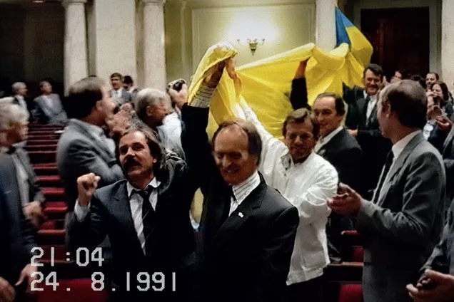 Цей кадр документальної хроніки знає кожен українець