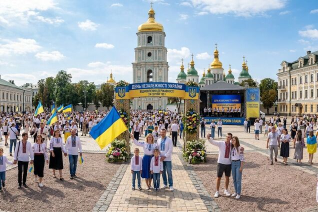Символ трансформації і відродження: містичне значення дати Дня Незалежності України
