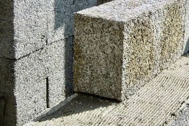 Був під забороною майже 100 років: у будівництво повертається органічний конкурент бетону