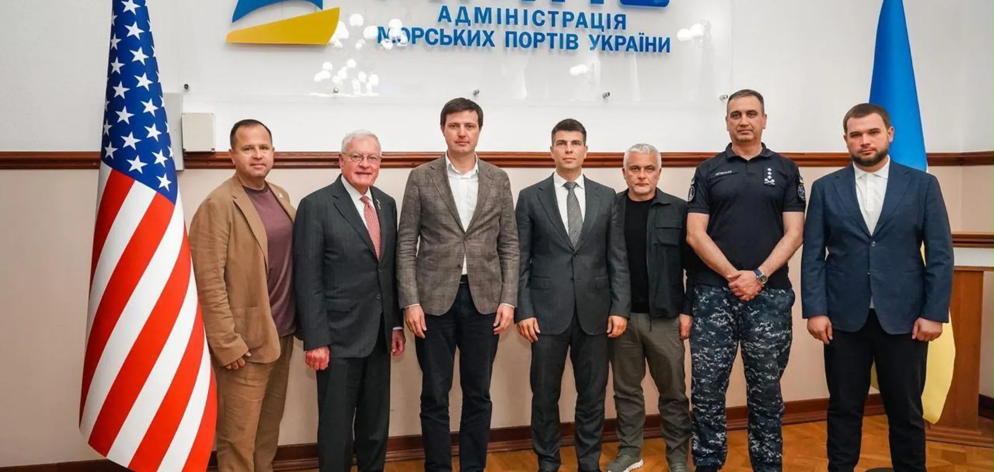 До України прибув представник Трампа Кіт Келлог: що відомо про план візиту. Фото