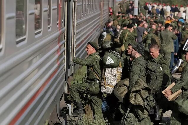 У російському регіоні, який межує з Китаєм, уп'ятеро зменшили виплати за підписання контракту з армією РФ