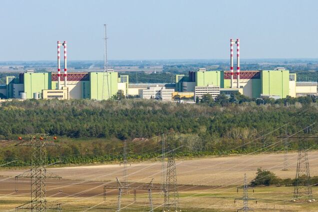 Венгрия запустила остановленный из-за обмеления Дуная энергоблок на АЭС: где взяли воду. Видео