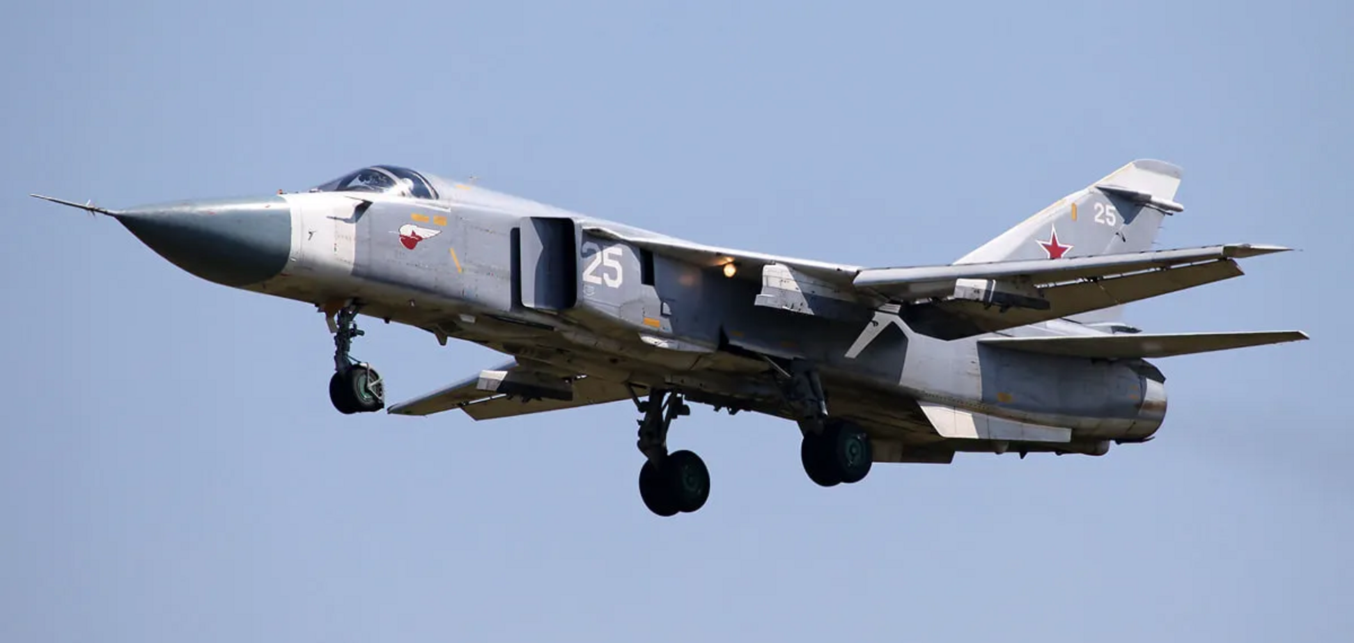 Уничтожено Су-24М и не только: Генштаб подтвердил точный удар по аэродрому 'Саки'