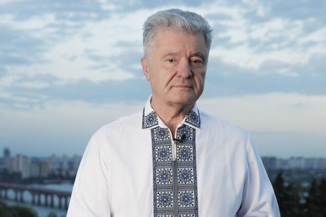 'Спасибо за то, что Украина есть и обязательно будет': Порошенко обратился к соотечественникам в День Независимости