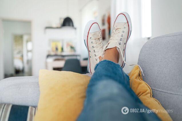 Вузькі джинси вже не антитренд: яке взуття зробить їх головним хітом осені 2026