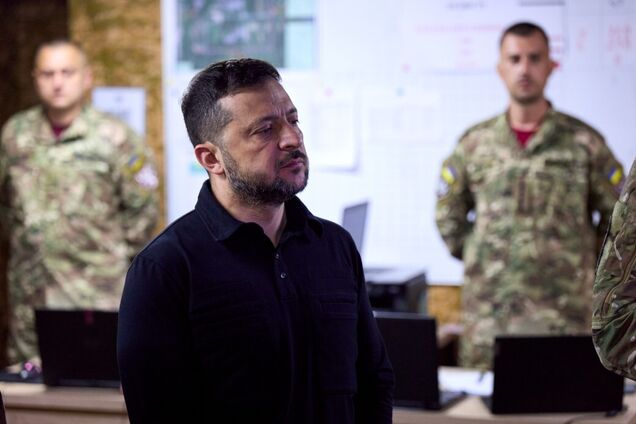 'Одна з історичних операцій': Зеленський відзначив ДШВ за контрнаступ на Олександрівському напрямку